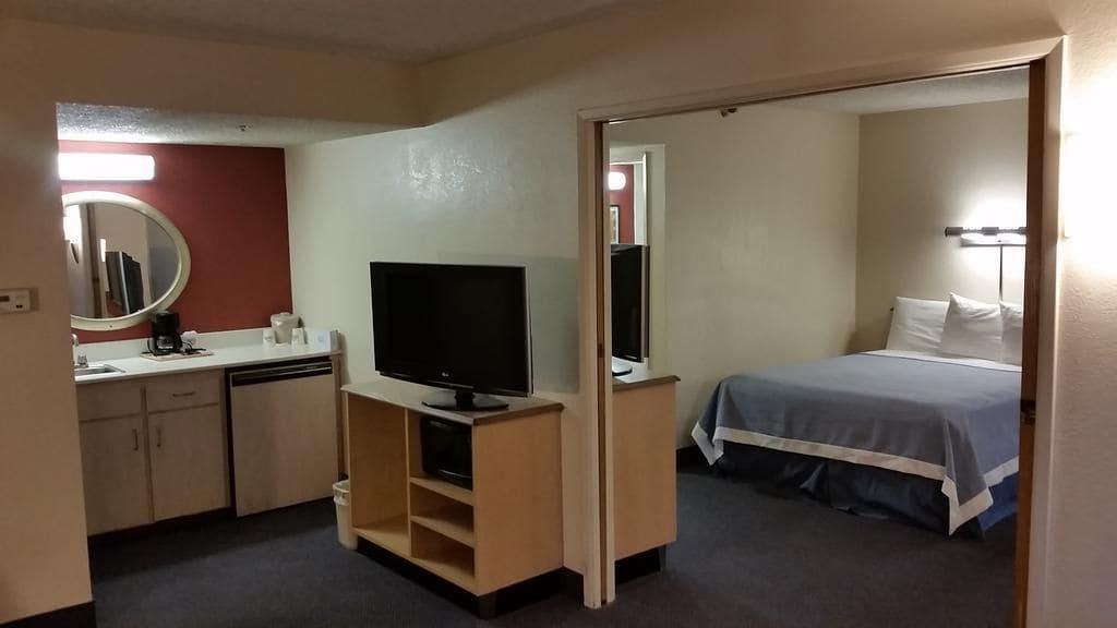 Days Inn By Wyndham Buena Park Extérieur photo
