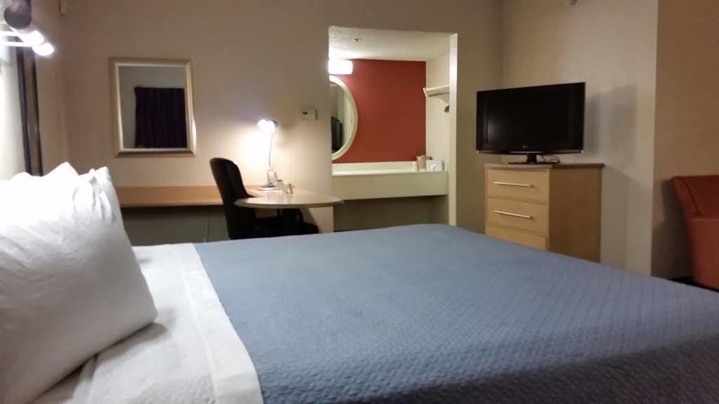Days Inn By Wyndham Buena Park Extérieur photo